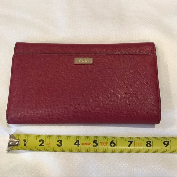 Bundle Kate Spade Wallets Color Burgundy and Green - Picture 5 of 10